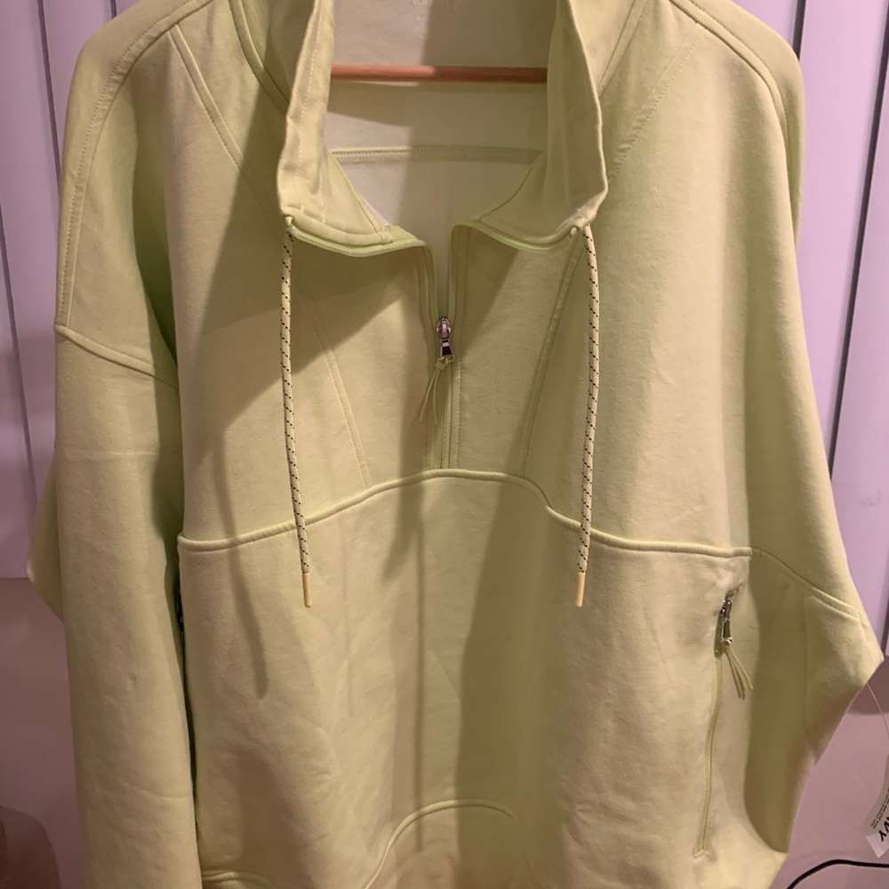 Old Navy Top brand new with tag